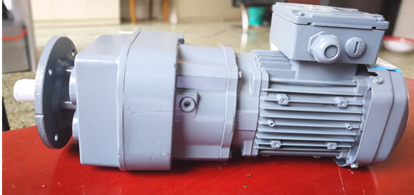 斜齒輪減速機(jī)，R,K,S,F斜齒輪減速機(jī)