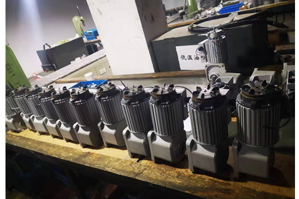 直交軸剎車(chē)電機(jī)