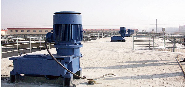 HB重載工業(yè)齒輪箱.jpg HB重載工業(yè)齒輪箱.jpg