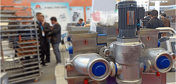 GV立式減速機(jī)應(yīng)用在月餅機(jī)上.png GV立式減速機(jī)應(yīng)用在月餅機(jī)上.png