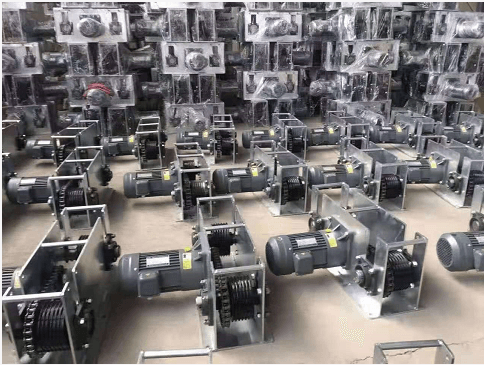 750W立式齒輪減速機(jī)應(yīng)用在刮糞機(jī)上 .png 750W立式齒輪減速機(jī)應(yīng)用在刮糞機(jī)上 .png