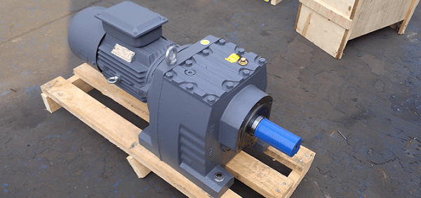 邁傳R47斜齒輪減速機(jī)