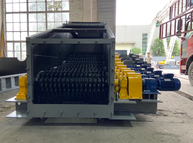 邁傳R系列斜齒輪減速機(jī)應(yīng)用在泥石分離機(jī)上.png 邁傳R系列斜齒輪減速機(jī)應(yīng)用在泥石分離機(jī)上.png