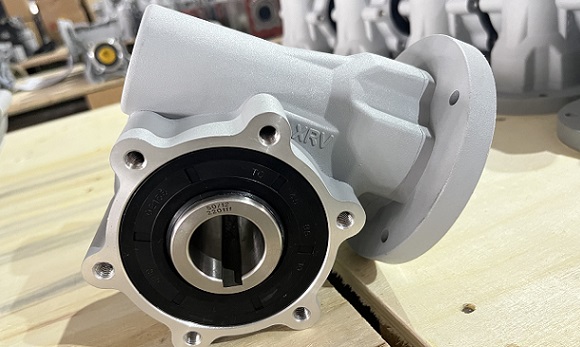 高溫?zé)岘h(huán)境減速機