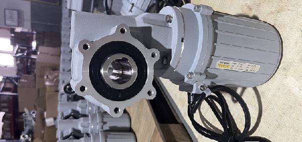 洗滌設(shè)備上專用減速機(jī)