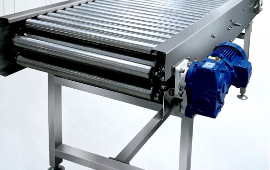 邁傳K系列直角減速電機(jī)在滾筒式輸送機(jī)上使用.jpg