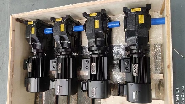 齒輪減速機(jī)