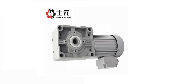 士元直角軸齒輪減速機(jī)，船舶設(shè)備，減速機(jī)廠家